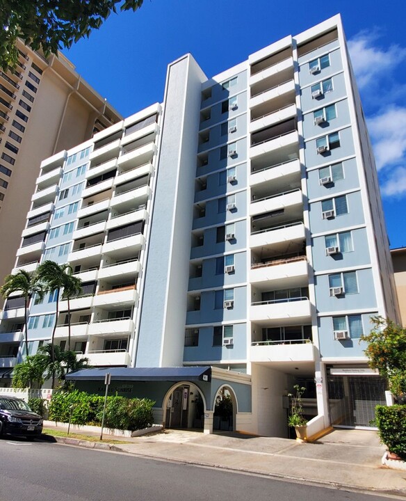 430 Kaiolu St in Honolulu, HI - Foto de edificio