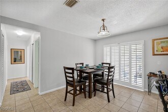 211 S Lake Dr in Lehigh Acres, FL - Building Photo - Building Photo