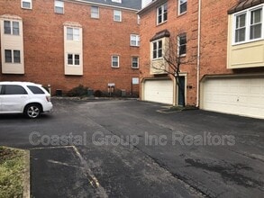 527 W 20th St in Norfolk, VA - Building Photo - Building Photo