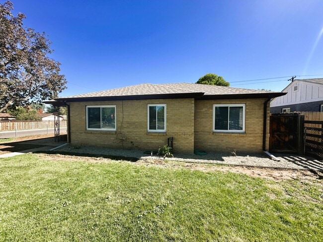 2590 Oneida St in Denver, CO - Building Photo - Building Photo