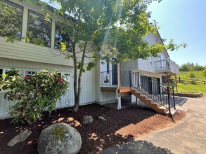 19725 SE Heuke Rd in Damascus, OR - Building Photo - Building Photo