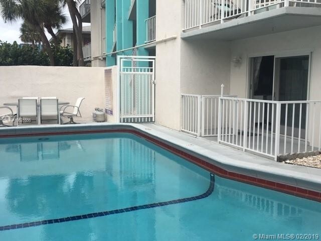 2715 NE 49th St-Unit -104 in Fort Lauderdale, FL - Building Photo - Building Photo