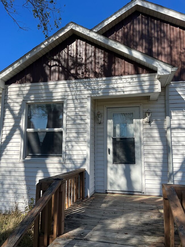 property at 12862 MO-5