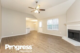 3112 Chateau Valley Dr in Nashville, TN - Foto de edificio - Building Photo