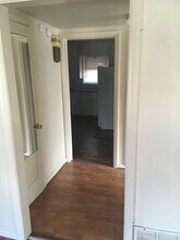 704 N High St in Newton, KS - Building Photo - Building Photo