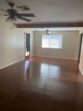 15641 N 63rd Way in Scottsdale, AZ - Building Photo - Building Photo