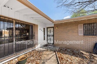 303 Marquis Ln in San Antonio, TX - Building Photo - Building Photo