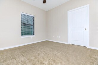 Bella Vista in Alton, TX - Building Photo - Building Photo