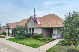 Townhomes at Hamilton Ridge in Tyler, TX - Building Photo - Building Photo