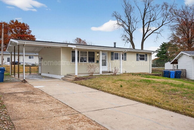 2 Canary Ct in Florissant, MO - Building Photo - Building Photo