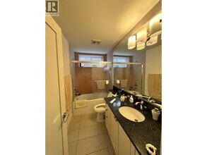 2948 W 32nd Ave in Vancouver, BC - Building Photo - Building Photo