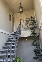7560 Bridgit Dr, Unit A in Rohnert Park, CA - Building Photo - Building Photo