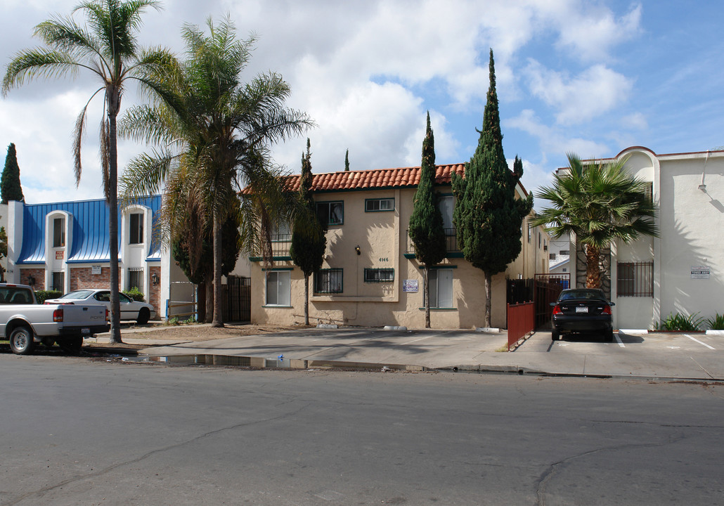 4146 Menlo Ave in San Diego, CA - Foto de edificio