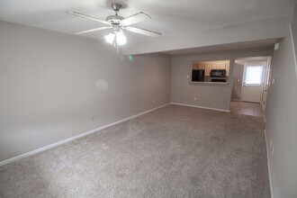 4014 Snowy Owl Dr in Columbia, MO - Building Photo - Building Photo