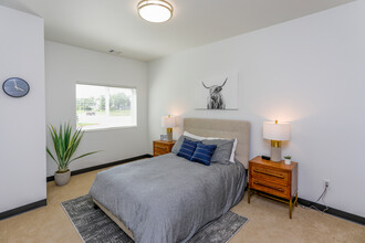 U32 Apartments in Fargo, ND - Building Photo - Interior Photo