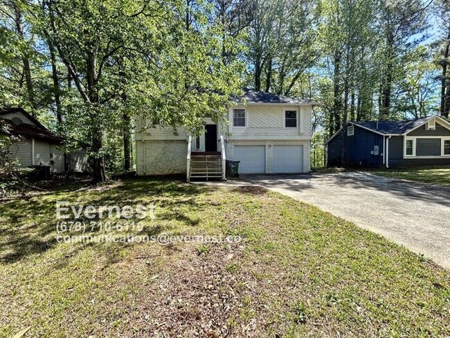 property at 416 Plainville Dr SW