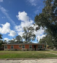 5602 Tallow Ln in Houston, TX - Building Photo