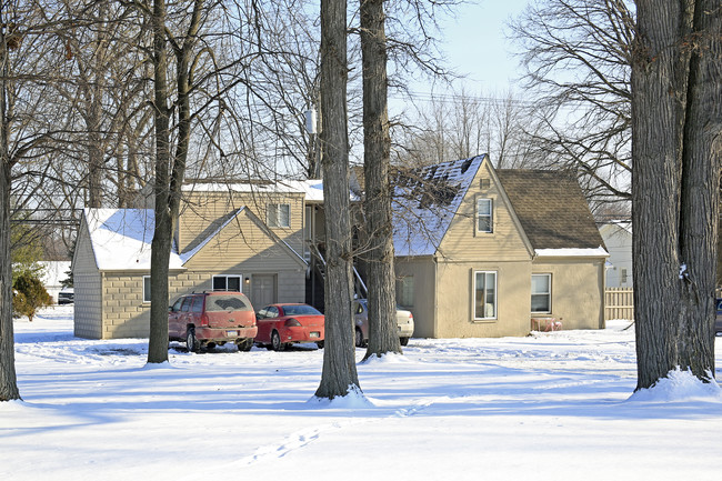 3175 Culbertson Ave in Rochester Hills, MI - Foto de edificio - Building Photo