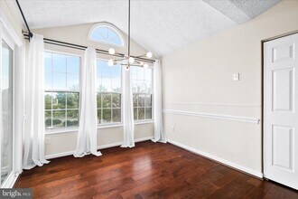 5640 Wade Ct in Frederick, MD - Building Photo - Building Photo