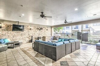 2024 Post Oak Blvd, Unit SI ID1359169P in Houston, TX - Building Photo - Building Photo