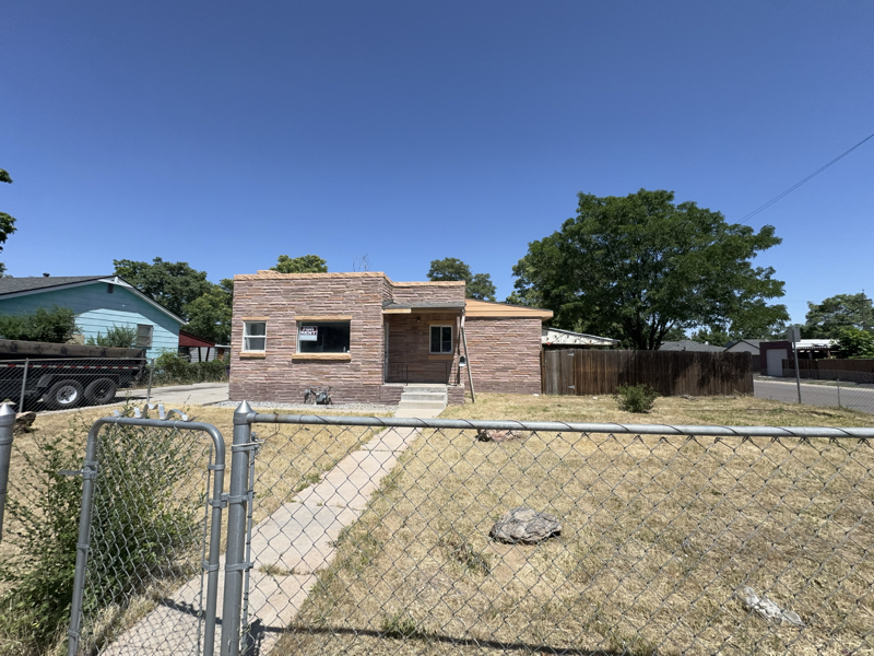 4950 Milwaukee St in Denver, CO - Building Photo