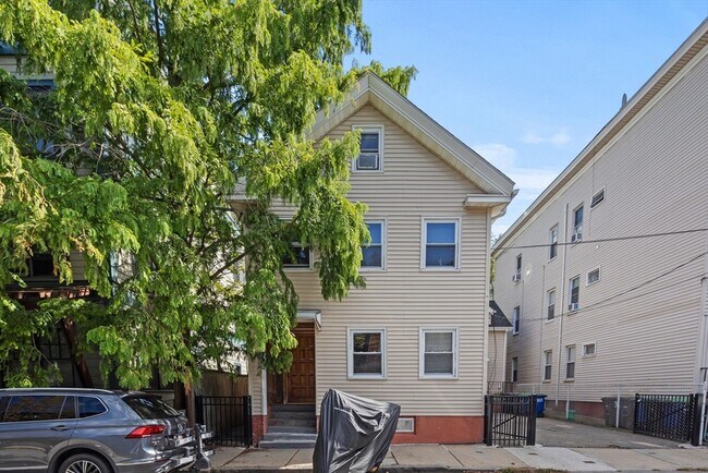 property at 426 Norfolk St
