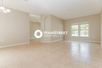 611 Maricopa Dr in Kissimmee, FL - Foto de edificio - Building Photo