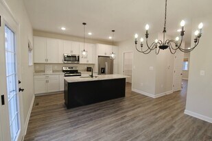 1441 Derby Dr in Harrisonburg, VA - Building Photo