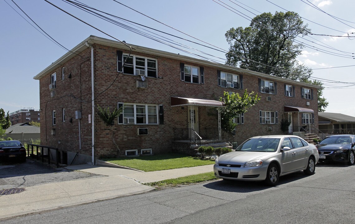 16 Palisade St in Staten Island, NY - Foto de edificio