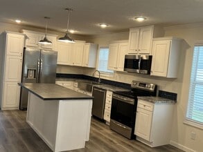 3150 NE 36th Ave in Ocala, FL - Building Photo - Building Photo