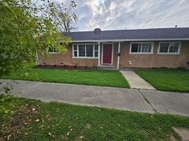 1221 Colusa St in Corning, CA - Building Photo