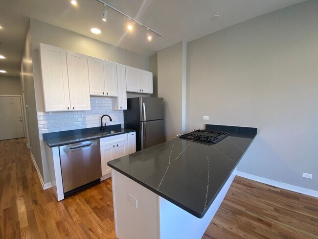 property at 3515 N Sheffield Ave