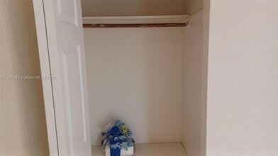 1200 NE 110th St in Miami, FL - Building Photo - Building Photo