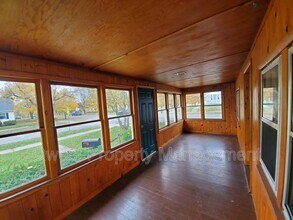 784 Eleanor St NE in Grand Rapids, MI - Building Photo - Building Photo