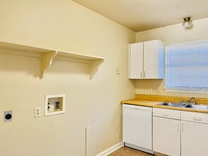 303 Titan Dr in Lafayette, LA - Building Photo - Building Photo