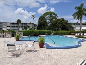 2669 Garden Dr S in Lake Worth Beach, FL - Building Photo - Building Photo