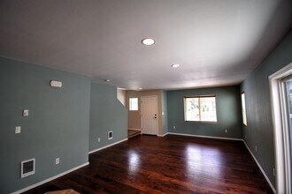 8724 Stockholm Ln NE in Lacey, WA - Building Photo - Building Photo