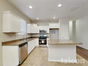 2004 Fraser Dr SE in Albuquerque, NM - Building Photo - Building Photo