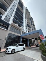 5350 NW 84th Ave in Doral, FL - Building Photo