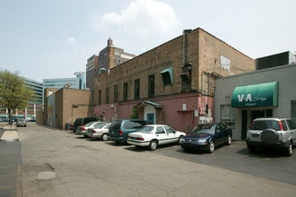 Lofts at Kalamazoo City Centre in Kalamazoo, MI - Building Photo - Building Photo