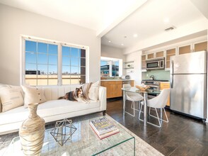 32-86-86 41st St in Queens, NY - Building Photo - Building Photo