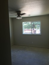 1451 Mishka Ct in Redding, CA - Building Photo - Building Photo