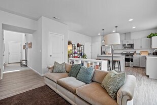 5324 Remington Dr in Pasco, WA - Building Photo