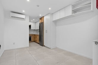 3879 Bathurst St in Toronto, ON - Building Photo - Building Photo