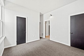 2338 Maple Ave-Unit -2338 Maple Avenue - Unit #1 in Pittsburgh, PA - Building Photo - Building Photo