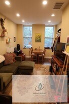 1425 N Bosworth Ave in Chicago, IL - Building Photo