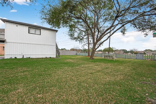 property at 707 Montclair Blvd