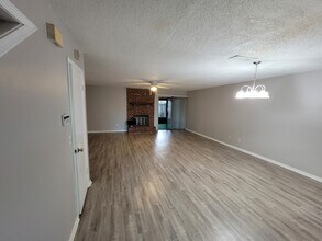 5544 Cabot Dr N in Jacksonville, FL - Building Photo - Building Photo