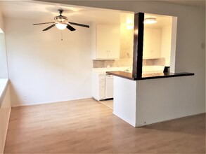 1150 Manhattan Beach Blvd in Manhattan Beach, CA - Building Photo - Building Photo