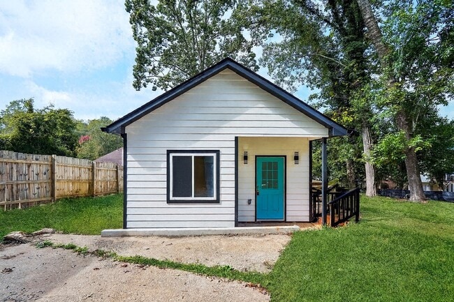 property at 2359 Beecher Rd SW